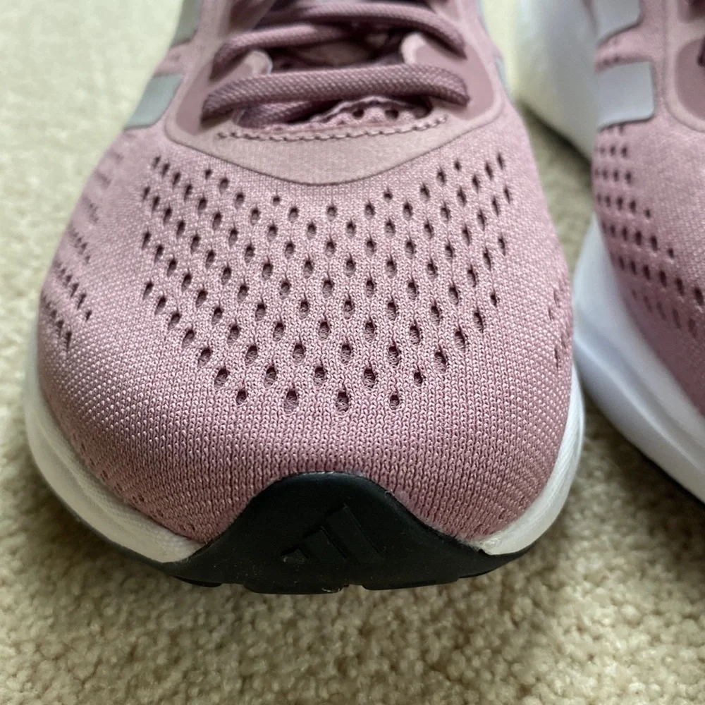 NEW! Women’s Adidas Supernova 2 Sneakers - Picture 4 of 10